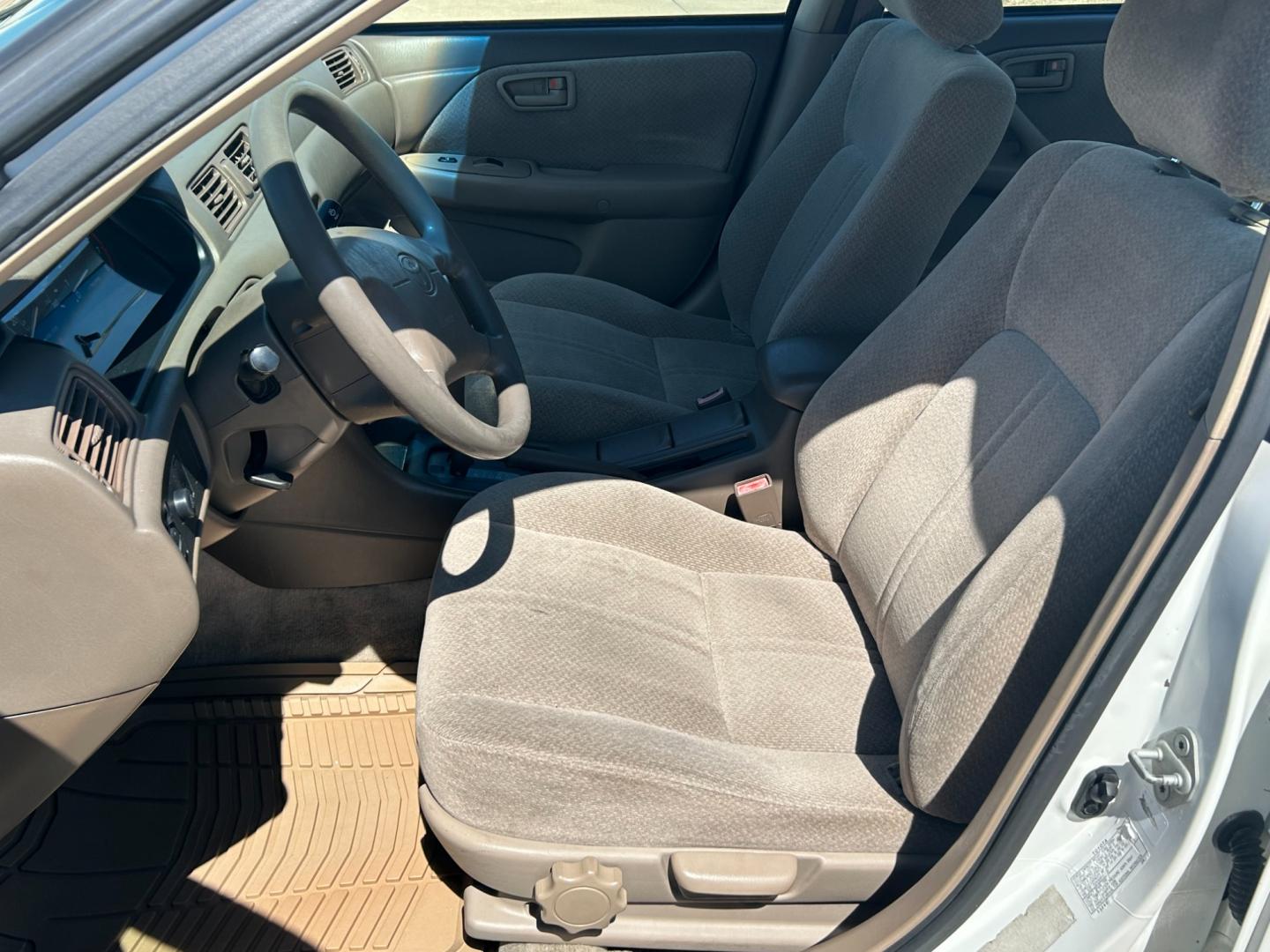 2000 White /TAN Toyota Camry LE (JT2BN22K7Y0) with an 2.2L L4 DOHC 16V engine, 4-Speed Automatic transmission, located at 17760 Hwy 62, Morris, OK, 74445, (918) 733-4887, 35.609104, -95.877060 - 2000 TOYOTA CAMERY HAS 2.2L AND IS FWD. THIS IS A DEDICATED CNG (COMPRESSED NATURAL GAS). FEATURES POWER LOCKS, POWER WINDOWS, POWER MIRRORS, MANUAL SEATS, AMFM STEREO, CASSETTE PLAYER, CRUISE CONTROL, TILT WHEEL, CLOTH SEATS. ****CLEAN TITLE*** 142,379 MILES 205/65R15 TIRES THIS SHOULD QUALIFY FOR - Photo#8